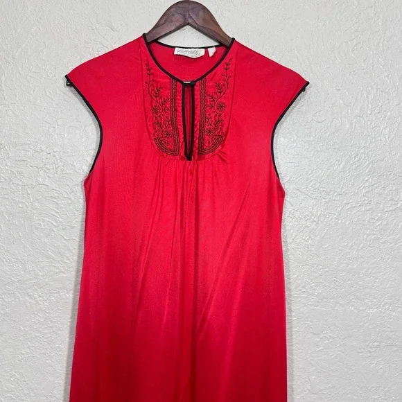 Vtg 80s Nightgown Small Collectibles by JCPenny Embroidery Cottage Asian USA 90s - Picture 2 of 10